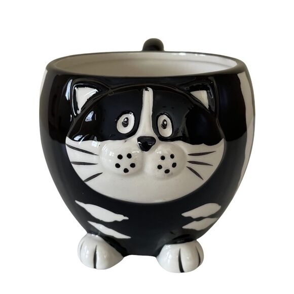 HAND Painted Pier 1 Black & White Kitty Cat Mug Cup - Picture 1 of 7
